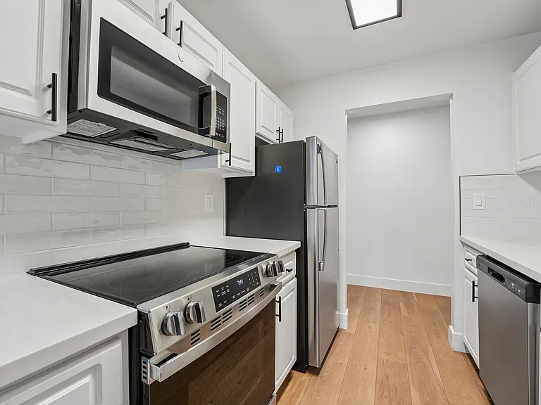 Summerwood Apartments — Photo 62