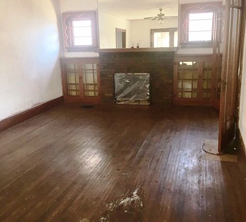 4th image of 2905 Orlando Ave