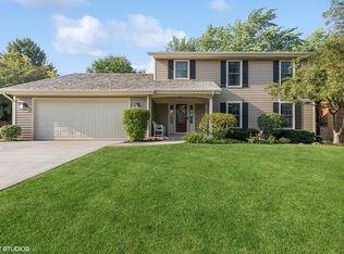 616 Mullady Pkwy, Libertyville, IL