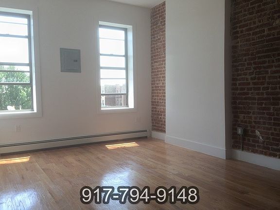 3rd image of 229 Bainbridge St #4L