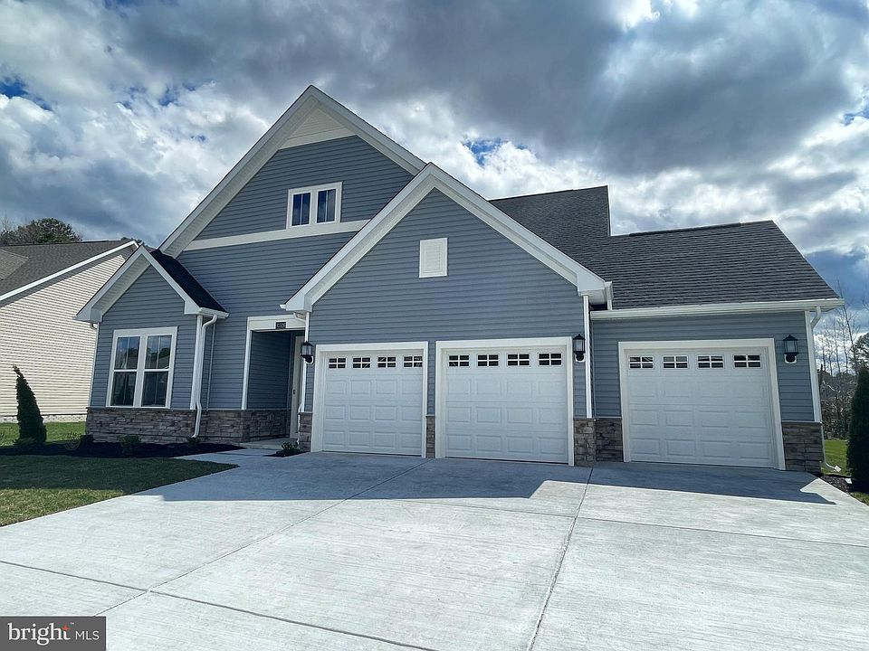 1st image of 31822 Shad Creek Way