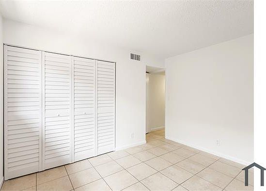 3rd image of 450 SW 2nd Ave APT 205