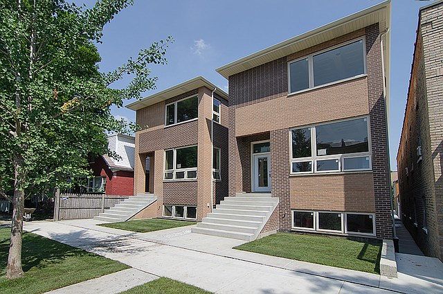 2nd image of 950 W 36th St
