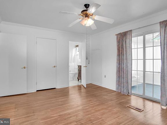 4th image of 13 Rockaway Dr