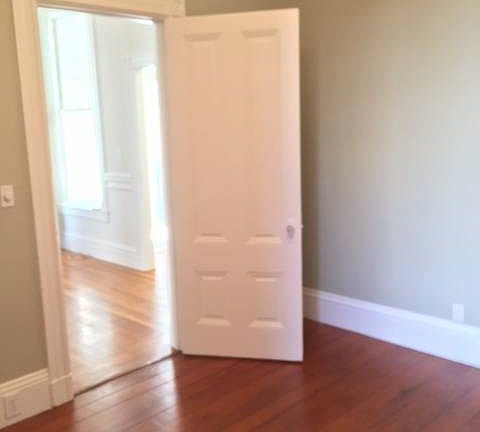 2nd image of 232 Waller St