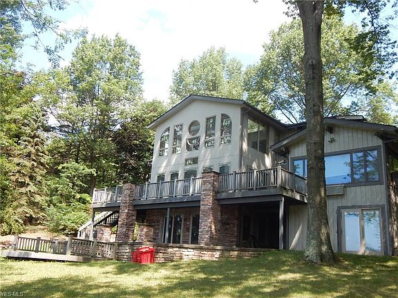 4th image of 1242 Lake Martin Dr