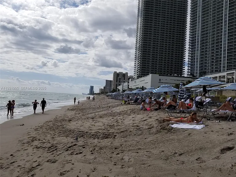 4001 S Ocean Dr #4J — Photo 28