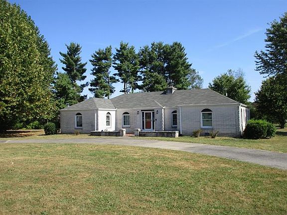 2nd image of 179 Oakley Dr