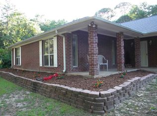 200 Oxbow Cv, Holly Lake Ranch, TX 75765