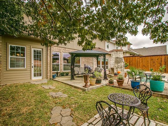 3rd image of 10056 Gentry Dr