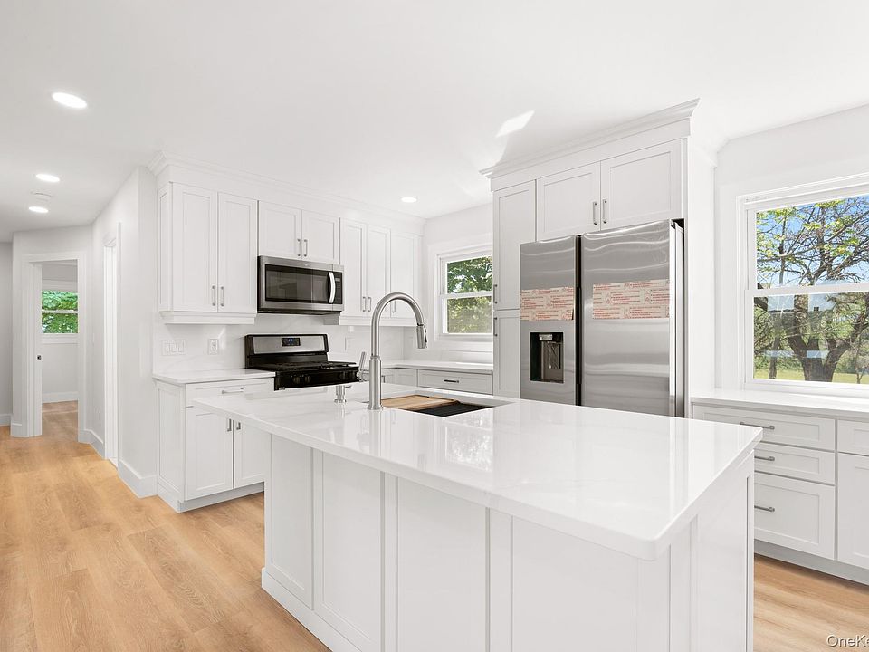1st image of 18 Highland Avenue