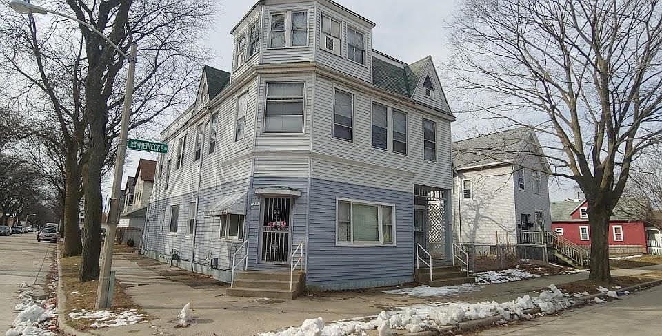 1st image of 1801 W Meinecke Ave #1801