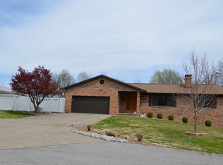 1400 Dunkelbarger Ln, Evansville, IN 47712