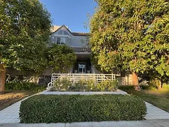 2 bed, 1.5 bath, 1000 sqft, $3,095 — Photo 2