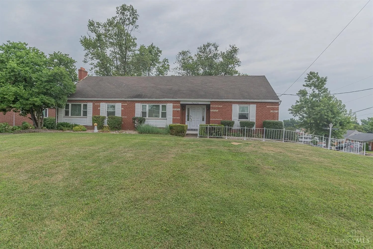 4640 Mount Alverno Rd photo 1