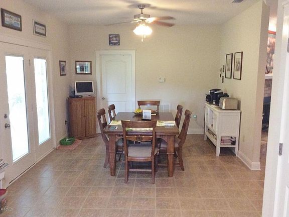 5th image of 112 Marcie Dr