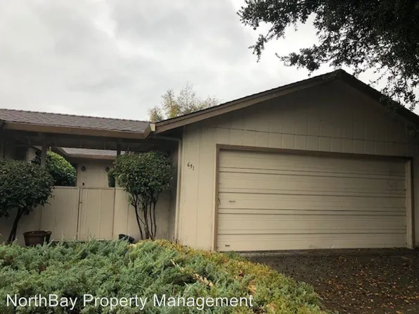631 Cordelia Dr, Santa Rosa, CA 95405