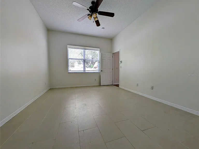 3462 Foxcroft Cir — Photo 23