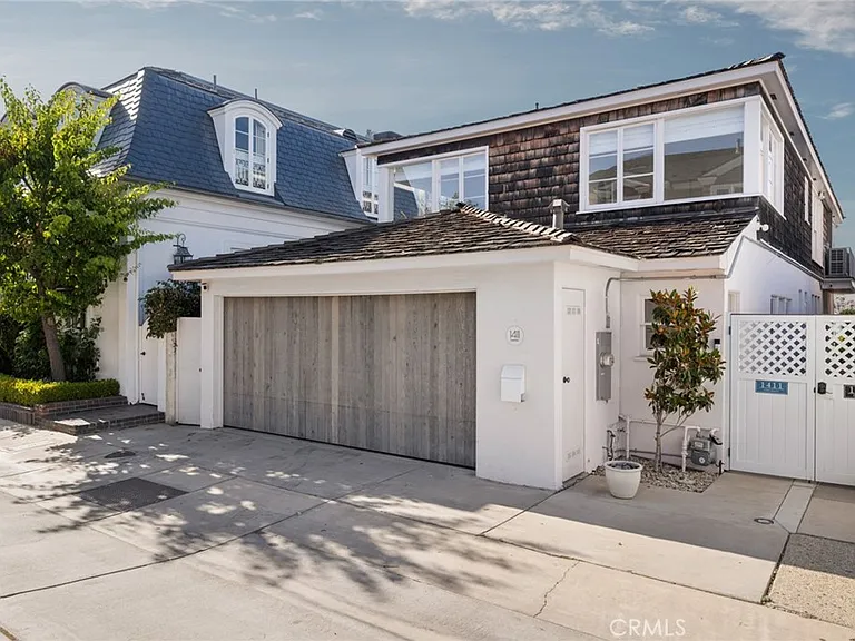 1411 E Bay Ave — Photo 29