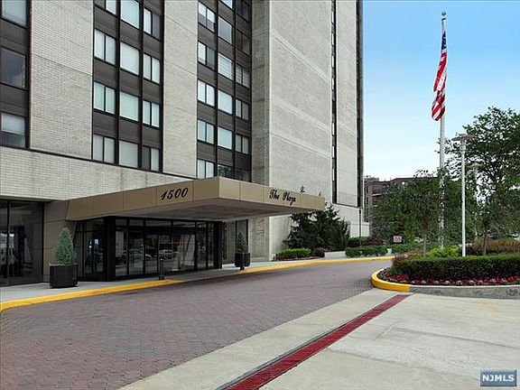 2nd image of 1500 Palisade Ave APT 4C