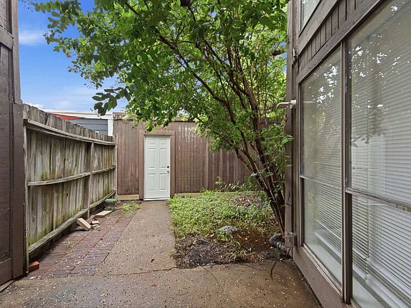 4th image of 11217 Briar Forest Dr
