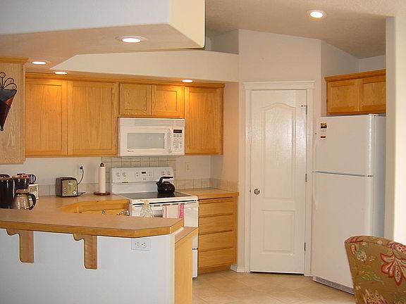 2nd image of 1408 Roston Ct