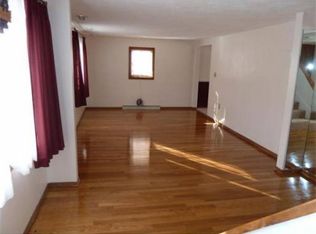 13 Ridgewood Cir, Lawrence, MA 01843