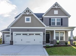 20 Heatherwood Dr, Lillington, NC 27546