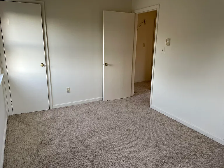 2505 Van Buren St — Photo 7