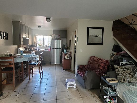 3rd image of 6323 Haviland Ave Unit B