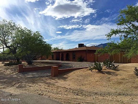 3rd image of 4315 N Banyon Tree Dr