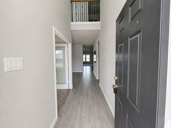 4th image of 108 Grazing Meadows Ln