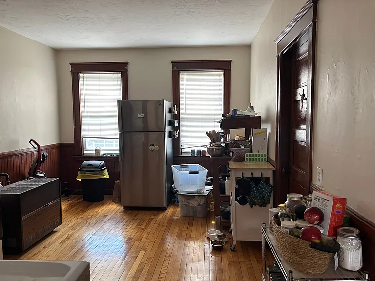 189 Grove St #3 — Photo 11