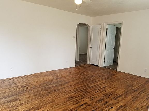 5th image of 1155 Yakima St SE