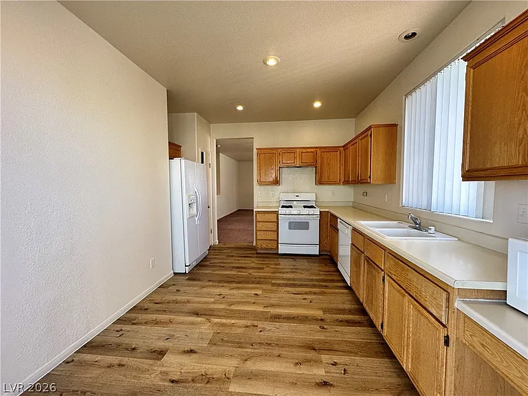 3804 Country Lights St — Photo 12