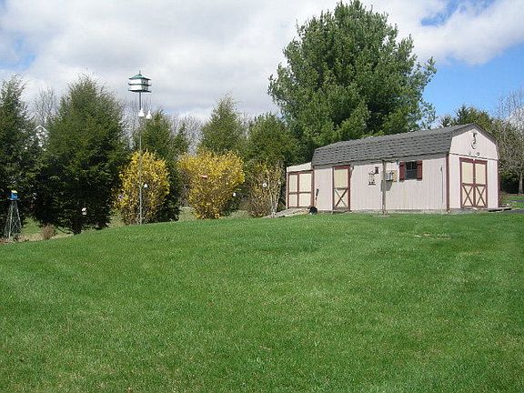 3rd image of 630 Wytheview Dr