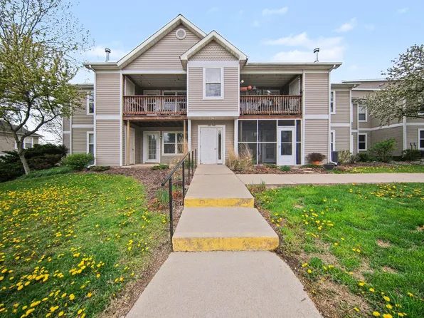 1305 Millbrook Trl, Ann Arbor, MI 48108