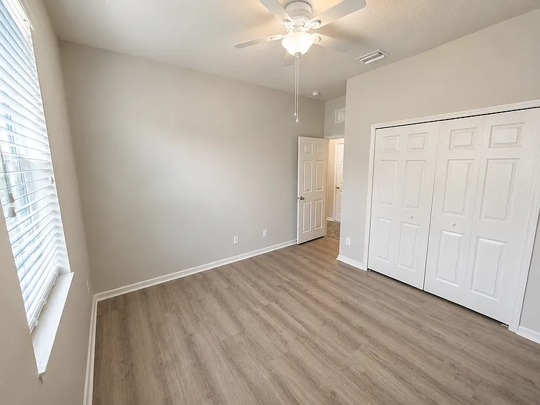 8920 39th Street Cir E — Photo 11