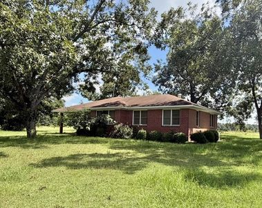 121 Alcovy Ln, Chula, GA, 31733