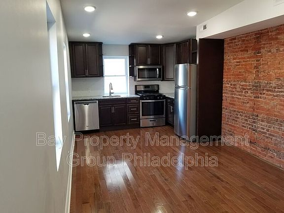 4th image of 1722 Wylie St Floor 2
