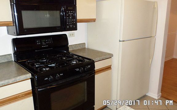 3rd image of 1728 Chesapeake Ln