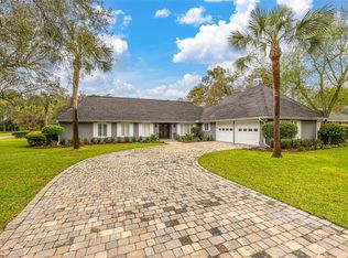 320 Wymberly Rd, Saint Simons Island, GA 31522