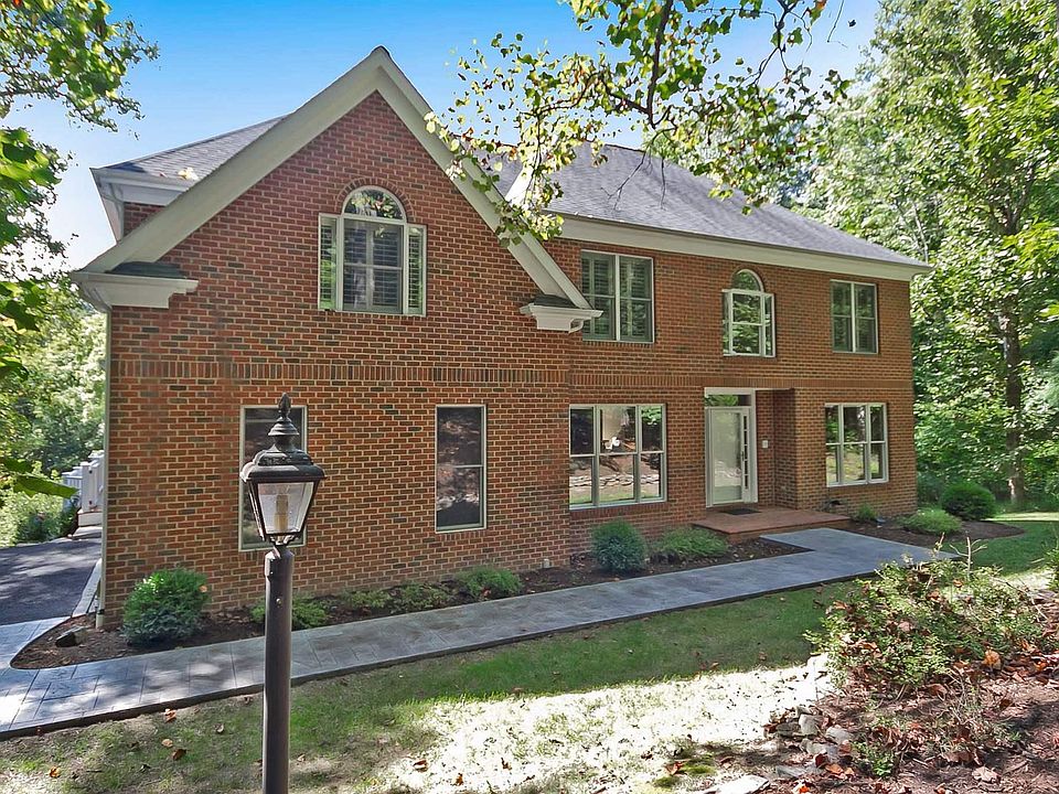 1st image of 1508 Highland Cir