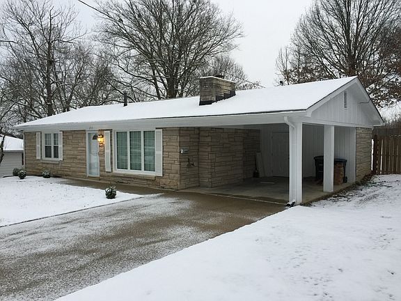 2nd image of 253 Sycamore Dr