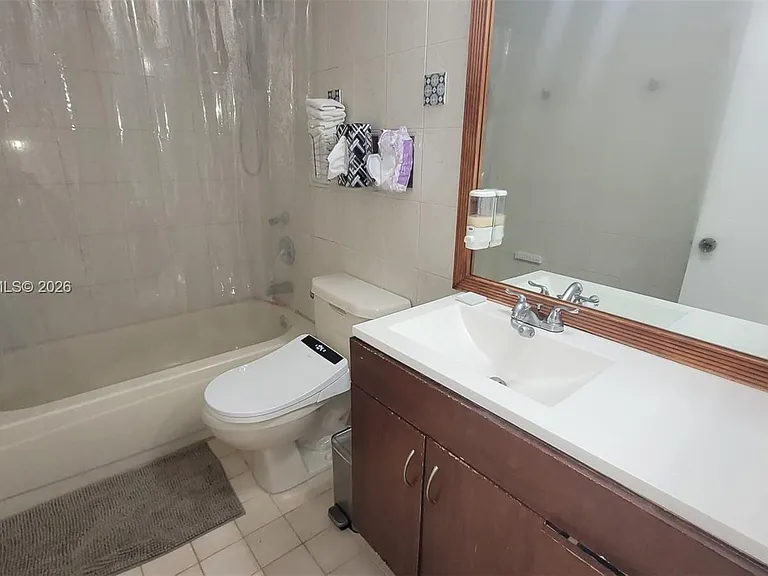 7705 Camino Real #B215 — Photo 8