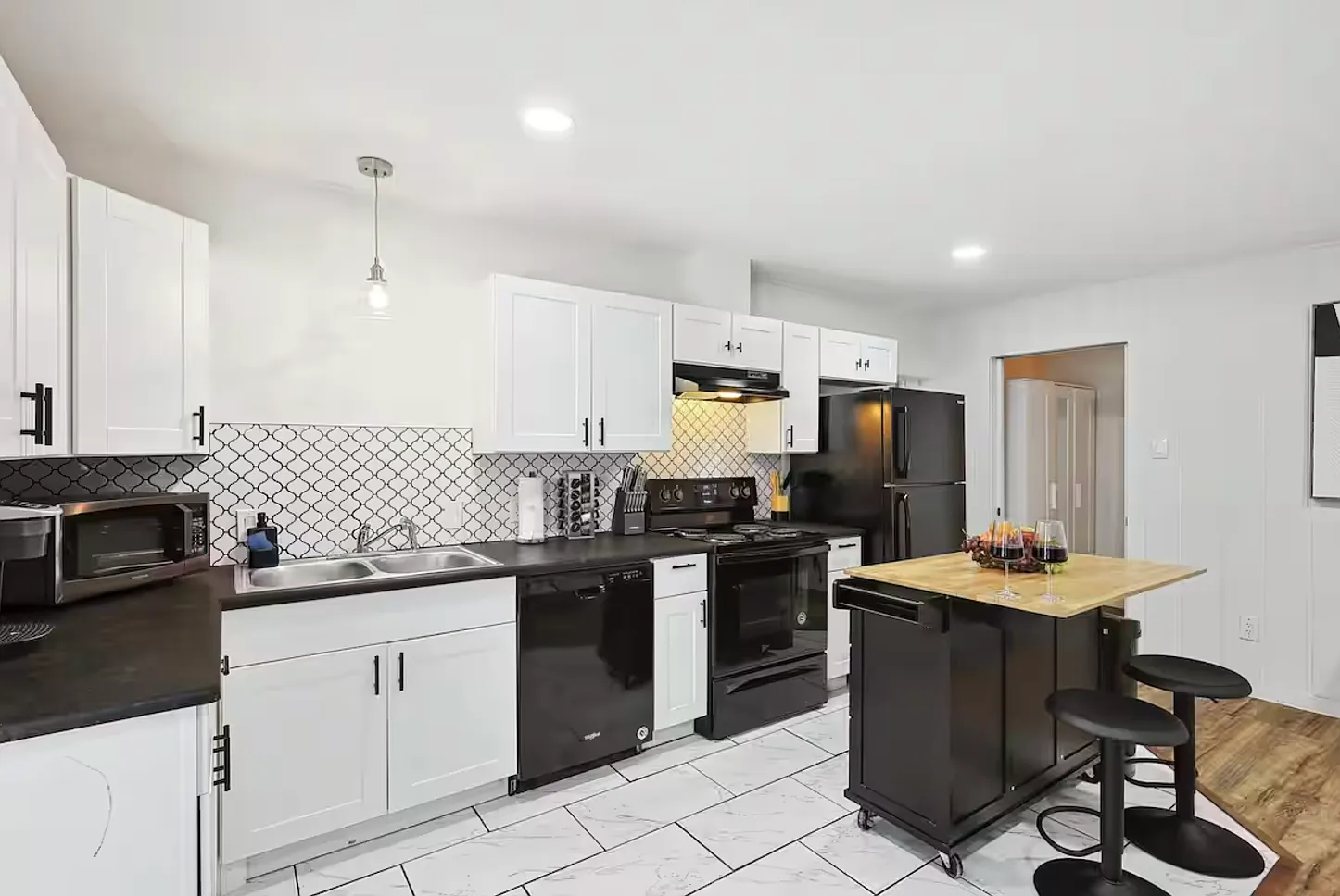 1 bed, $1,955 — Photo 3