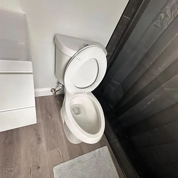 802 Gregory Ln — Photo 17
