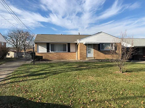 3933 Creek Rd Photo 1