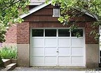 4th image of 1 Meyer Ln #2
