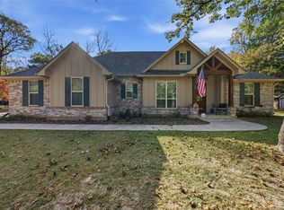 7222 Neches St, Athens, TX 75752